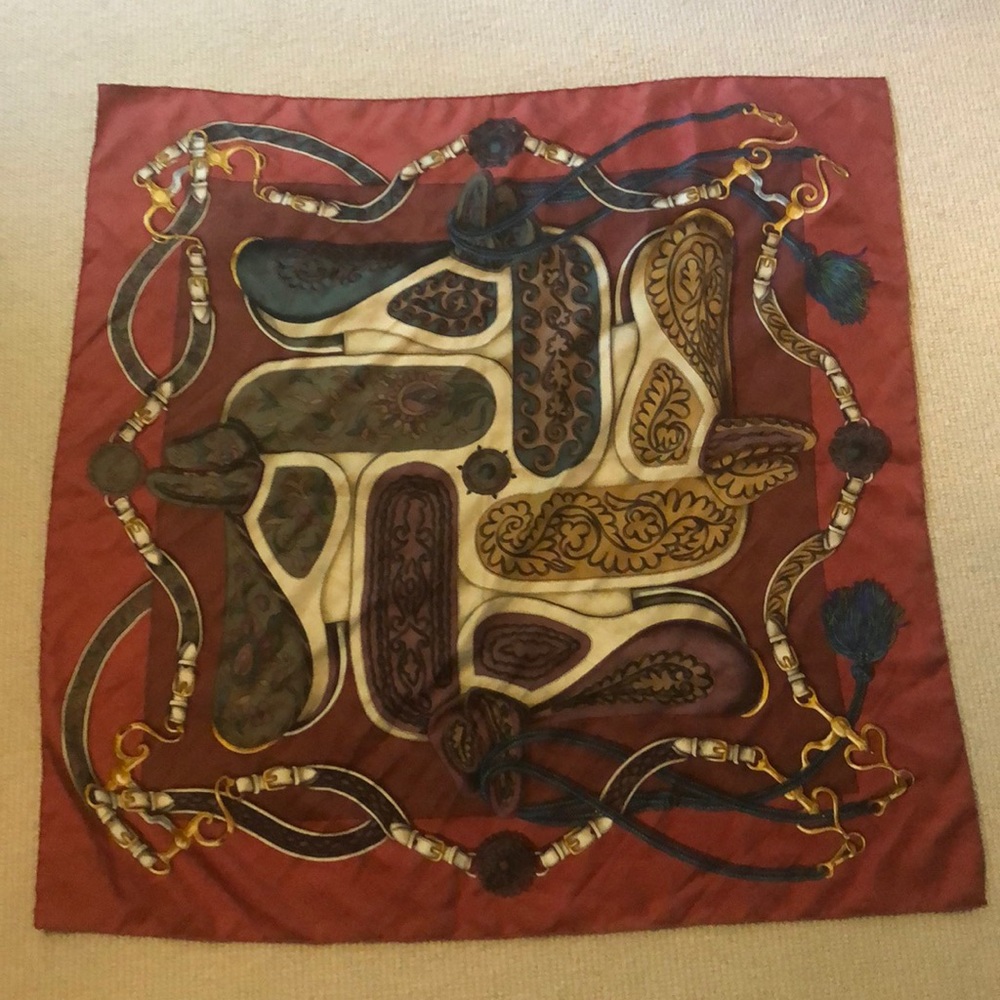 HERMÈS SCARF